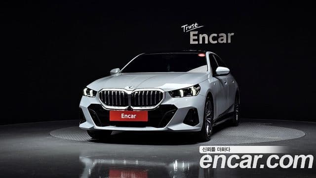 BMW 5 Series 2025 — ფოტო 3/20