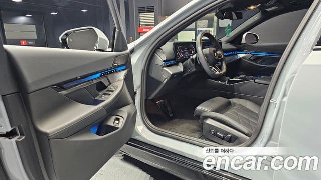 BMW 5 Series 2025 — ფოტო 11/20