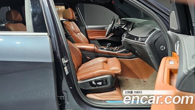 BMW X7 2020 — Şəkil 10/20