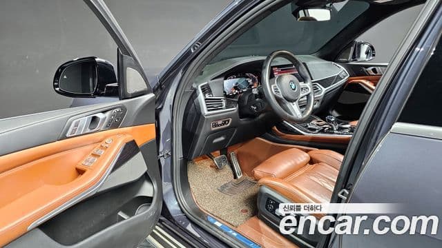 BMW X7 2020 — Şəkil 11/20