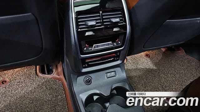BMW X7 2020 — Şəkil 17/20