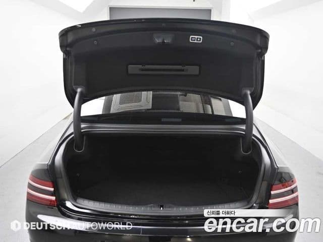 Genesis Electrified G80 2021 — ფოტო 10/20