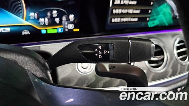 Mercedes-Benz E-Class 2023 — Фото 7/20