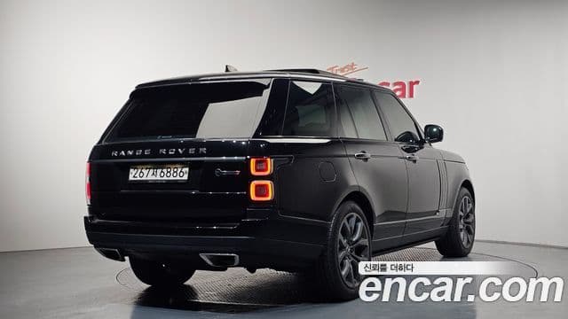 Land Rover Range Rover 2019 — ფოტო 2/20