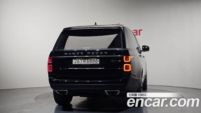 Land Rover Range Rover 2019 — ფოტო 4/20