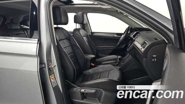 Volkswagen Tiguan Allspace 2022 — Şəkil 10/20