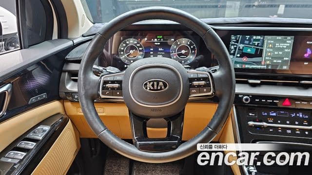 Kia Carnival 2021 — Фото 13/20