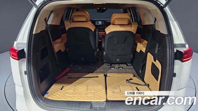 Kia Carnival 2021 — Фото 20/20