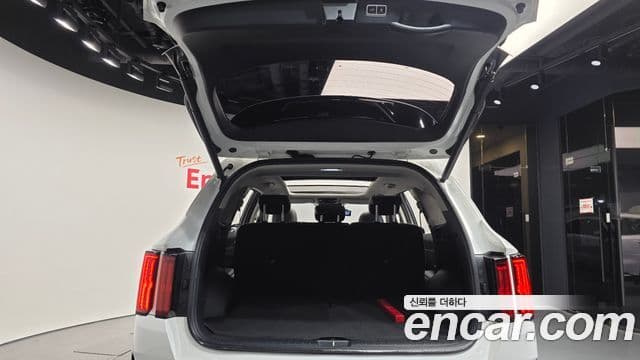 Kia Sorento 2020 — ფოტო 20/20