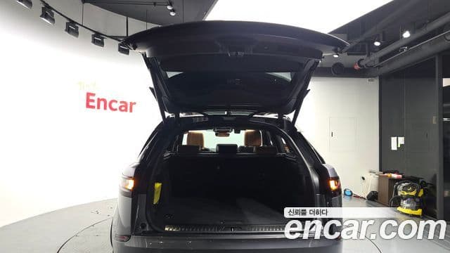 Land Rover Range Rover Velar 2022 — ფოტო 20/20