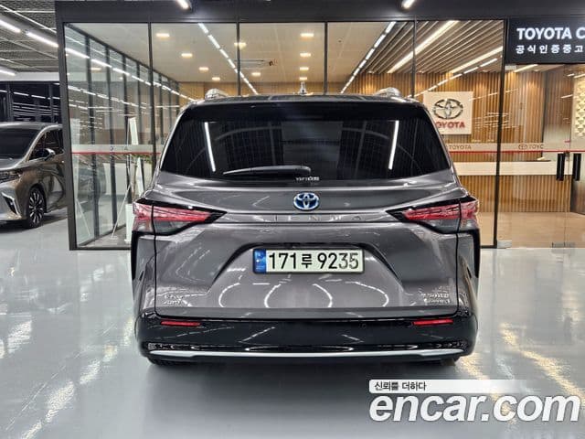 Toyota Sienna 2021 — Şəkil 3/20