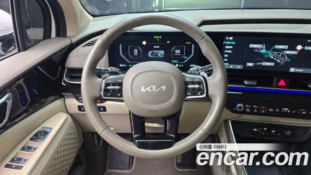 Kia Carnival 2024 — ფოტო 5/20