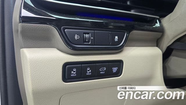 Kia Carnival 2024 — ფოტო 9/20