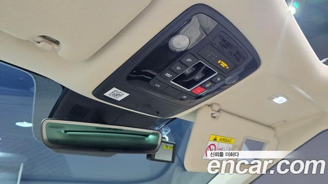 Kia Carnival 2024 — ფოტო 14/20