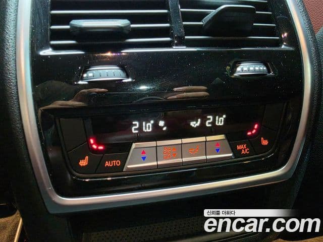 BMW X6 2020 — ფოტო 14/20