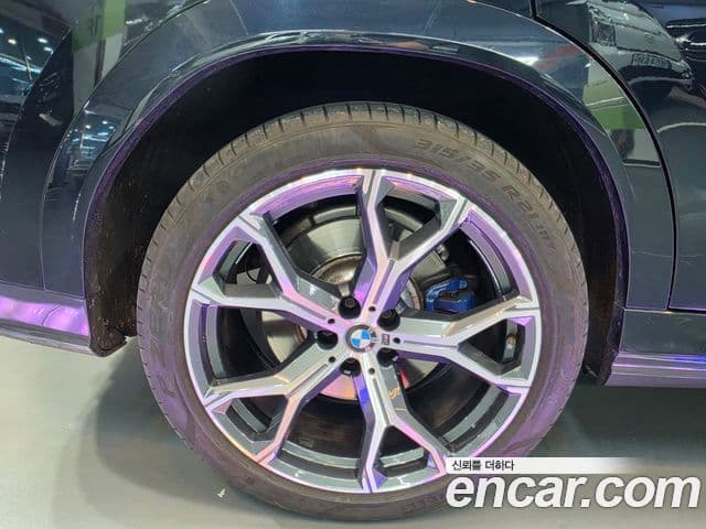 BMW X6 2020 — ფოტო 19/20