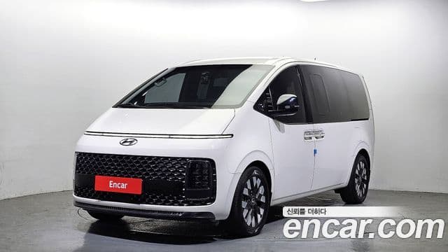 Hyundai Staria 2022 — ფოტო 1/20