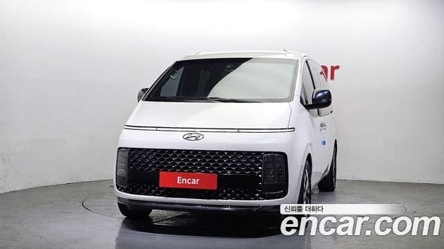 Hyundai Staria 2022 — ფოტო 3/20