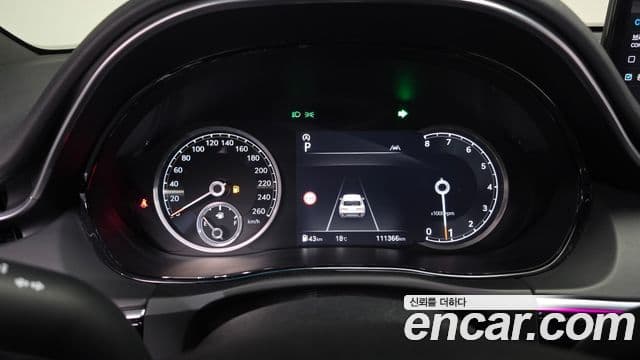 Genesis GV70 2022 — Şəkil 8/20