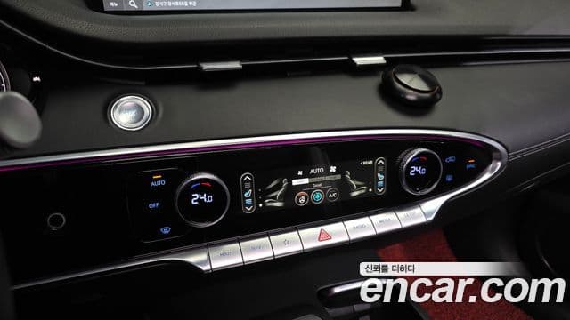 Genesis GV70 2022 — Şəkil 17/20