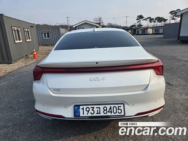 Kia K8 2022 — Şəkil 5/11