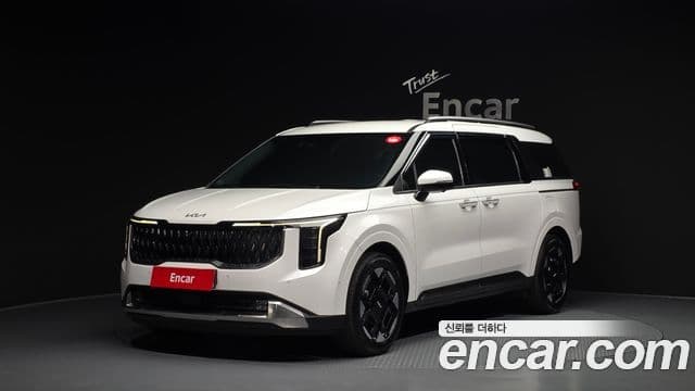 Kia Carnival 2024 — ფოტო 1/20
