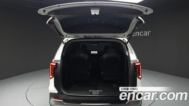 Kia Carnival 2024 — фото 20 из 20
