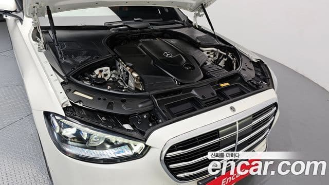 Mercedes-Benz S-Class 2022 — ფოტო 6/20