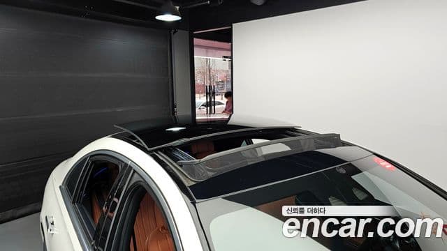 Mercedes-Benz S-Class 2022 — ფოტო 16/20