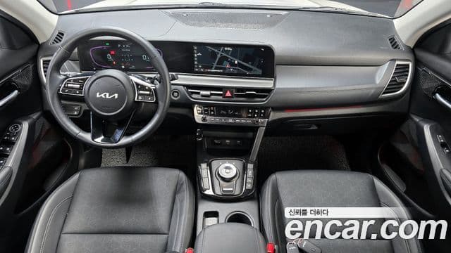 Kia Seltos 2023 — ფოტო 7/20