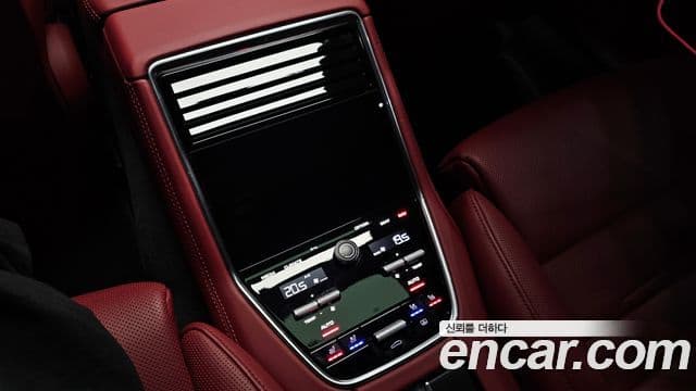 Porsche Panamera 2022 — Şəkil 18/20