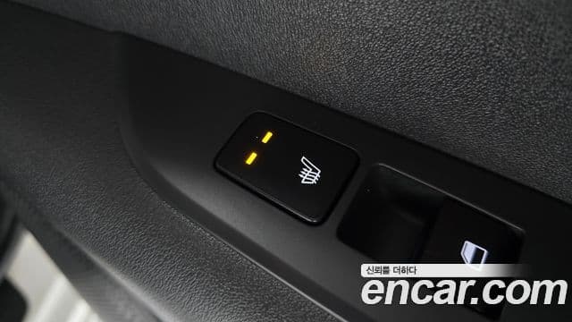 Kia Niro 2022 — Şəkil 19/20