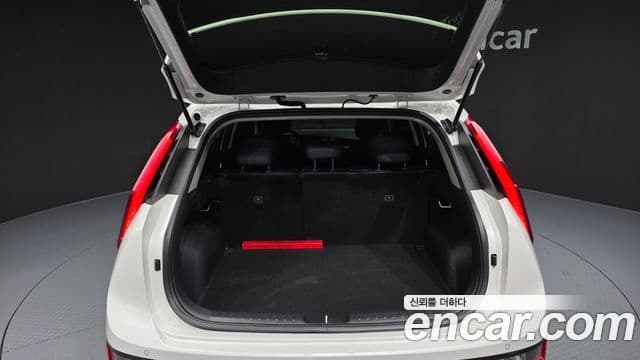 Kia Niro 2022 — Şəkil 20/20