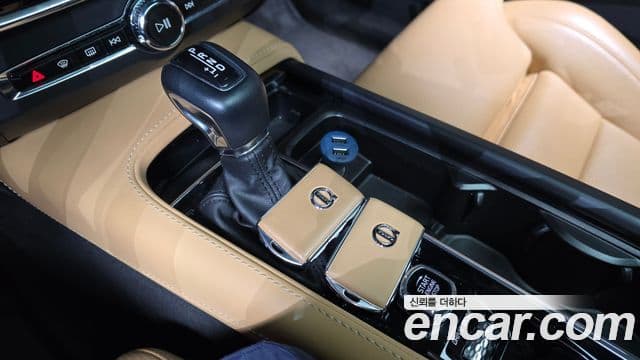 Volvo S90 2019 — ფოტო 9/20