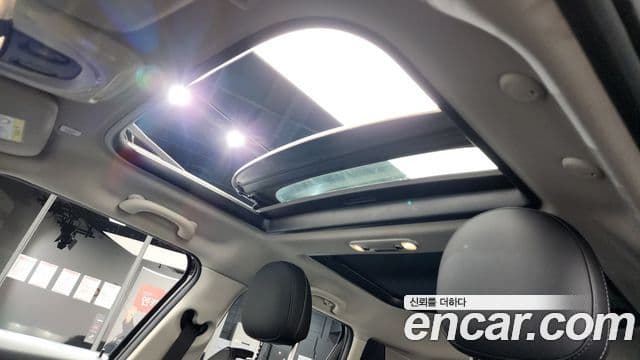 Mini Cooper 2021 — ფოტო 19/20