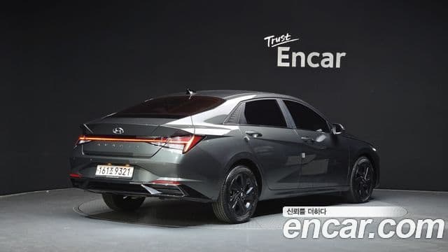Hyundai Avante 2020 — ფოტო 2/20