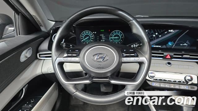 Hyundai Avante 2020 — ფოტო 13/20