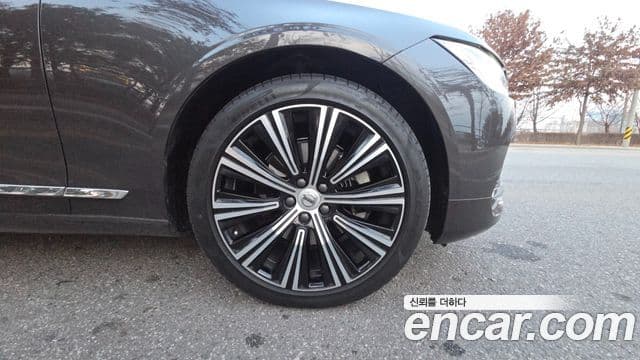 Volvo S90 2023 — ფოტო 4/20