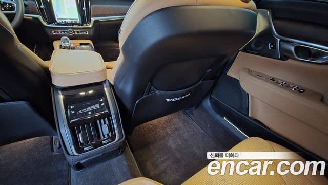 Volvo S90 2023 — ფოტო 8/20