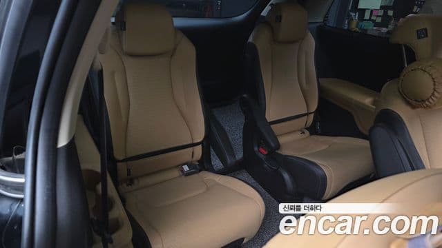 Kia Carnival 2022 — Şəkil 13/20