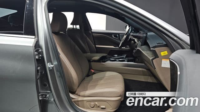 Kia K8 2022 — фото 10 из 20