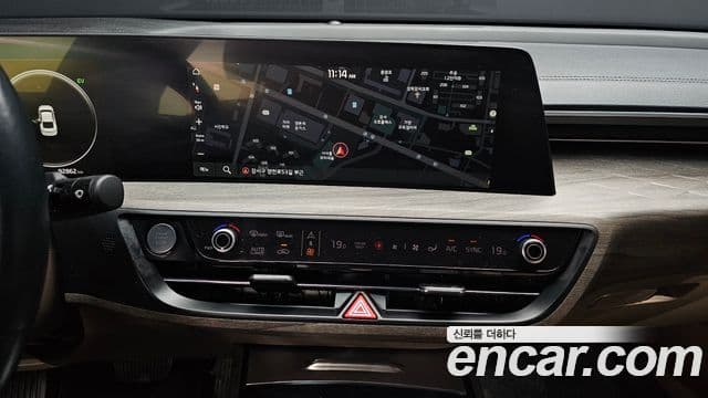 Kia K8 2022 — фото 14 из 20