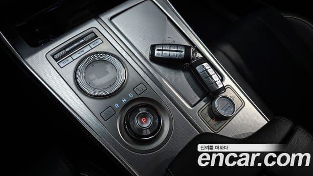 Genesis GV80 2021 — Şəkil 9/20