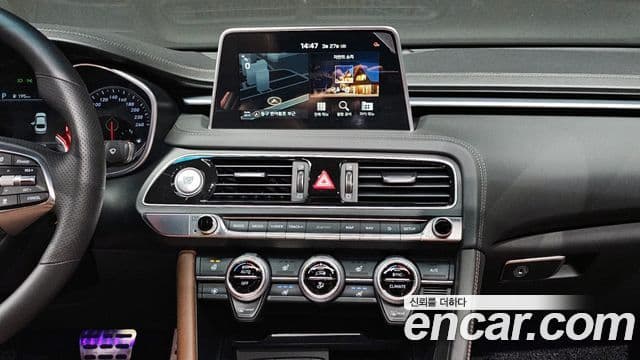 Genesis G70 2019 — Şəkil 14/20