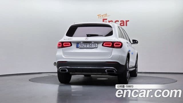 Mercedes-Benz GLC-Class 2022 — Photo 19/20