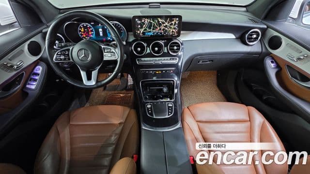 Mercedes-Benz GLC-Class 2022 — Photo 13/20