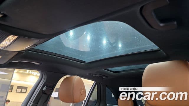 Mercedes-Benz GLC-Class 2022 — ფოტო 18/20