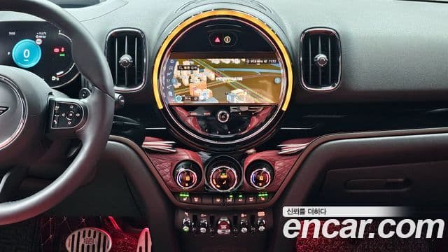 Mini Cooper S Countryman 2024 — ფოტო 19/20