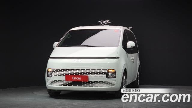 Hyundai Staria 2024 — ფოტო 3/20