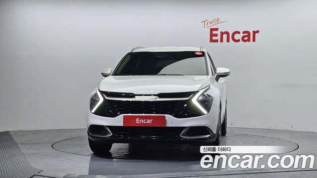 Kia Sportage 2022 — Фото 3/20